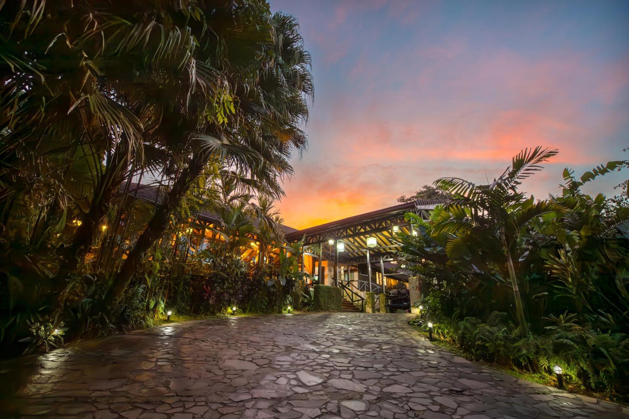 Hideaway Rio Celeste Hotel Bijagua Bagian luar foto